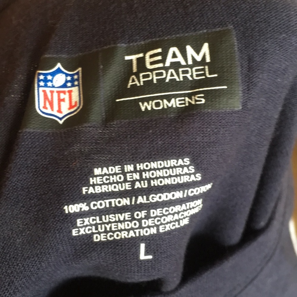 ❤️ Chicago Bears helmet t-shirt with stripes - Picture 3 of 3